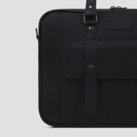 LUXIO StrapEdge Leather Executive Bag close