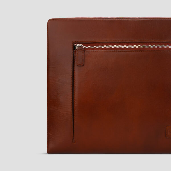 Luxio Classic Leather Laptop Bag close