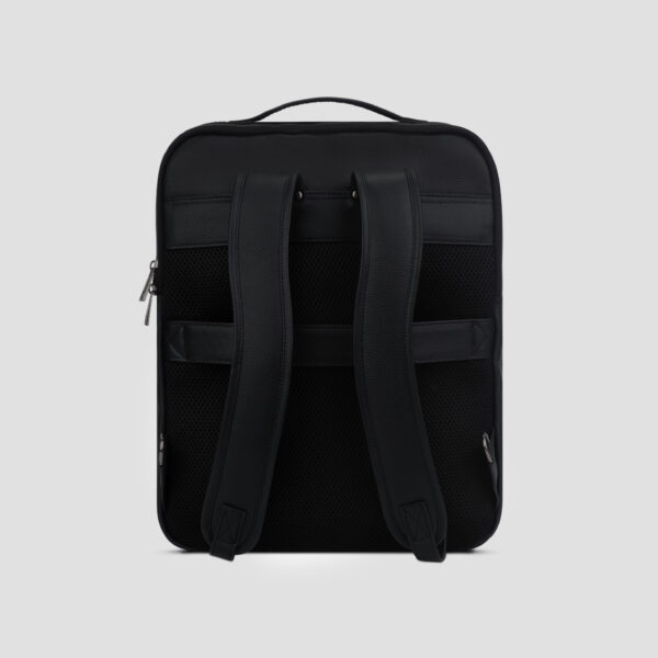 Luxio Imperial Leather Backpack back