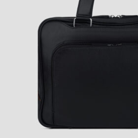 Luxio Legacy Leather Business Briefcase front close